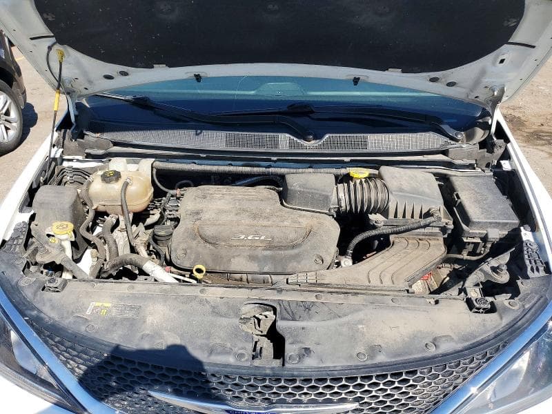 2017 CHRYSLER PACIFICA TOURING L 12