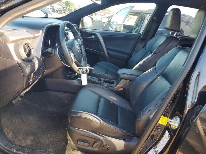 2017 TOYOTA RAV4 SE 7