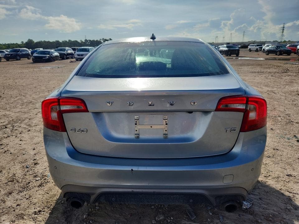 2017 VOLVO S60 6