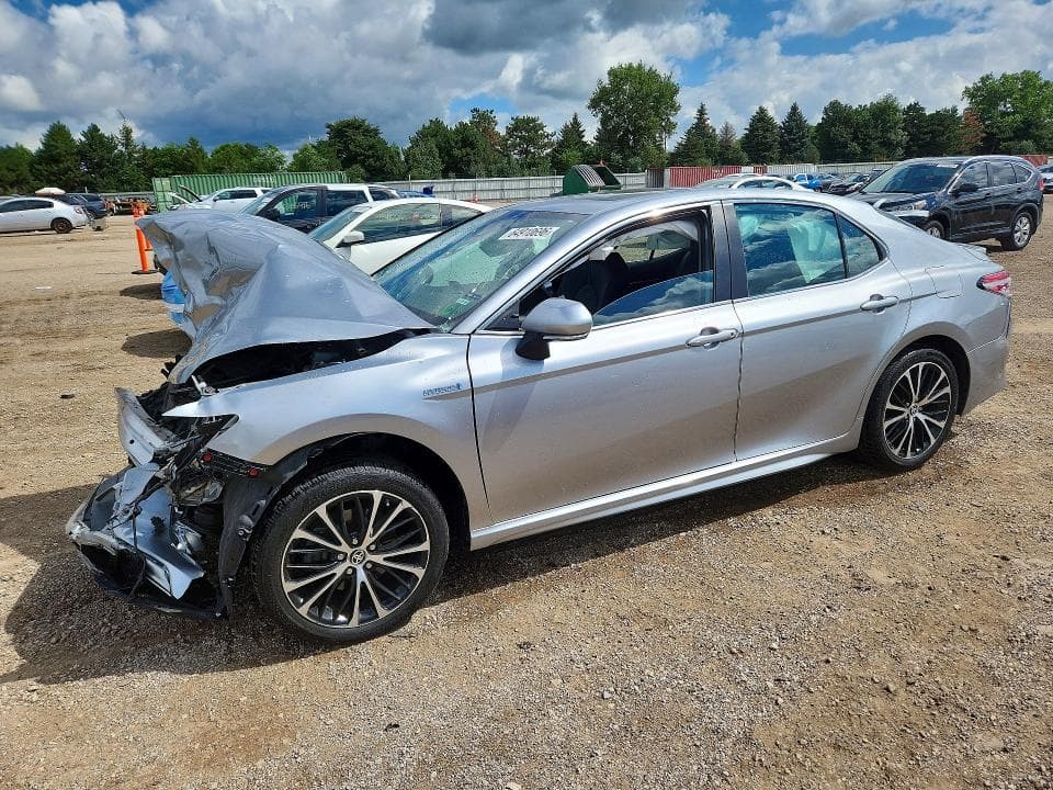 2020 TOYOTA CAMRY SE - 1