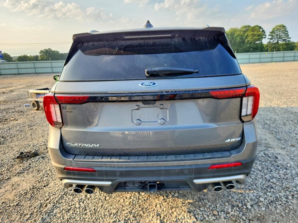 2025 FORD EXPLORER PLATINUM 6
