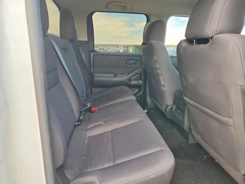 2022 NISSAN FRONTIER S 10