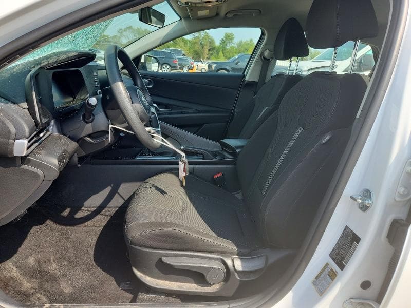 2024 HYUNDAI ELANTRA SE 7