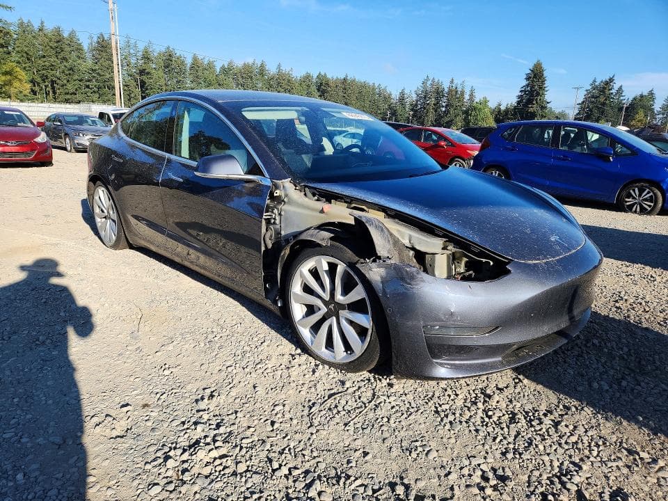 2020 TESLA MODEL 3 4