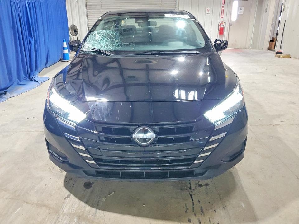2025 NISSAN VERSA SV 5