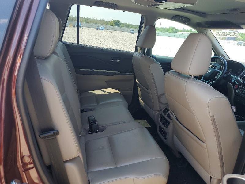 2019 HONDA PILOT TOURING 10