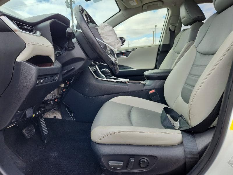 2019 TOYOTA RAV4 LIMITED 7