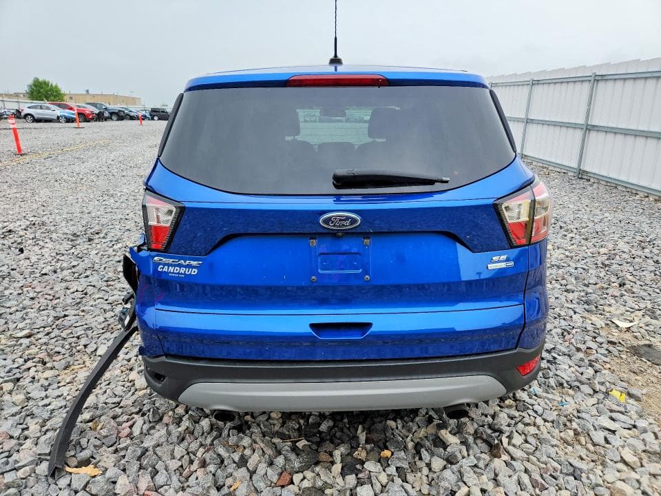 2017 FORD ESCAPE SE 6