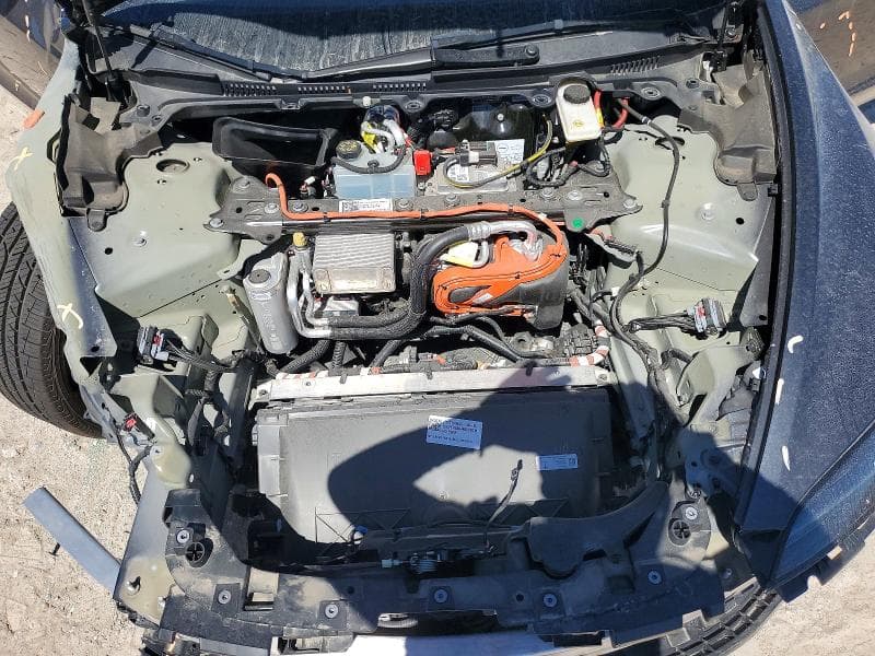 2025 TESLA MODEL 3 11