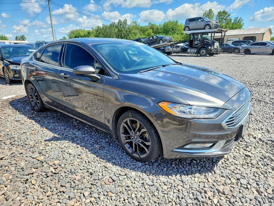 2018 FORD FUSION SE 4