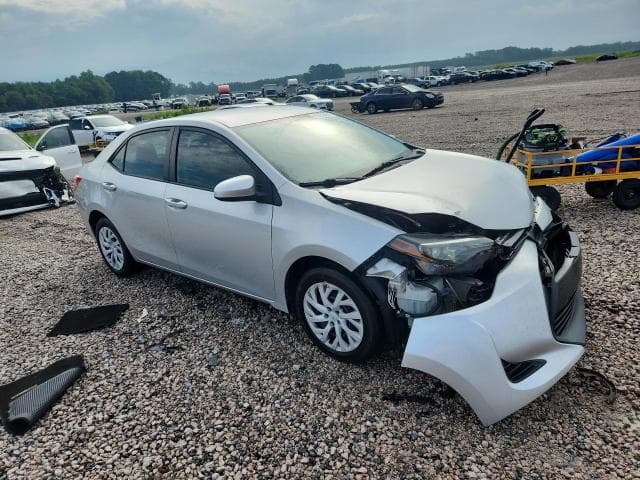 2018 TOYOTA COROLLA LE 4