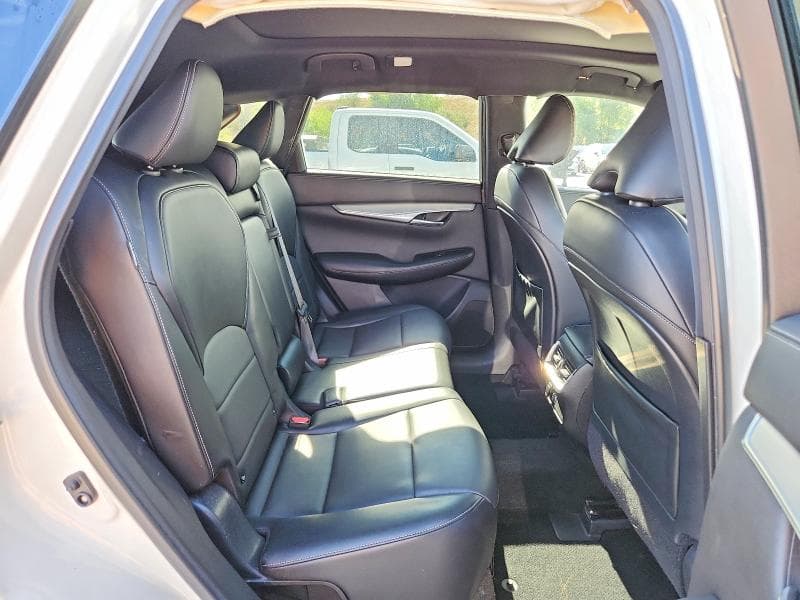 2021 INFINITI QX50 LUXE 11