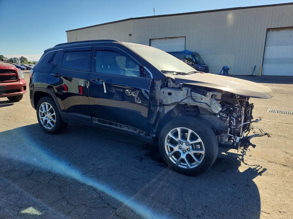 2024 JEEP COMPASS LATITUDE LUX 4