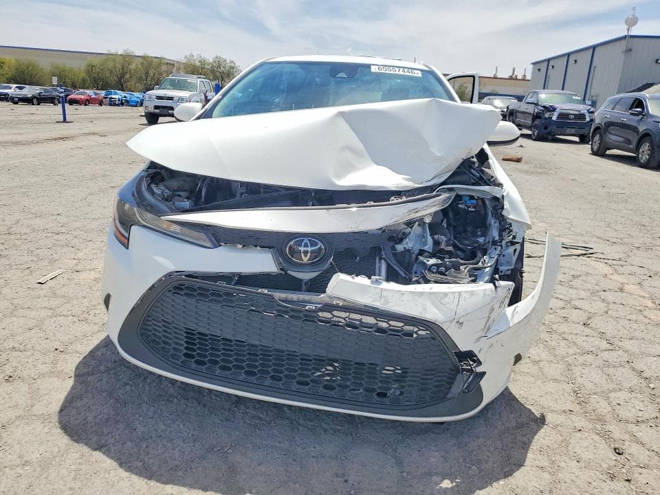 2022 TOYOTA COROLLA LE 5