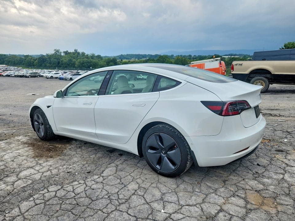 2020 TESLA MODEL 3 2