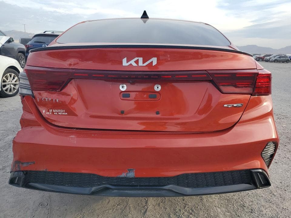 2022 KIA FORTE GT LINE 6
