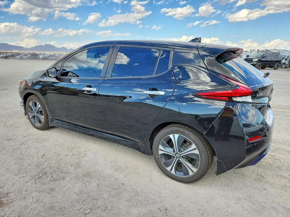 2020 NISSAN LEAF SV 2