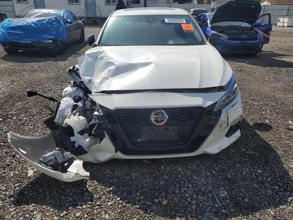 2022 NISSAN ALTIMA SR 5