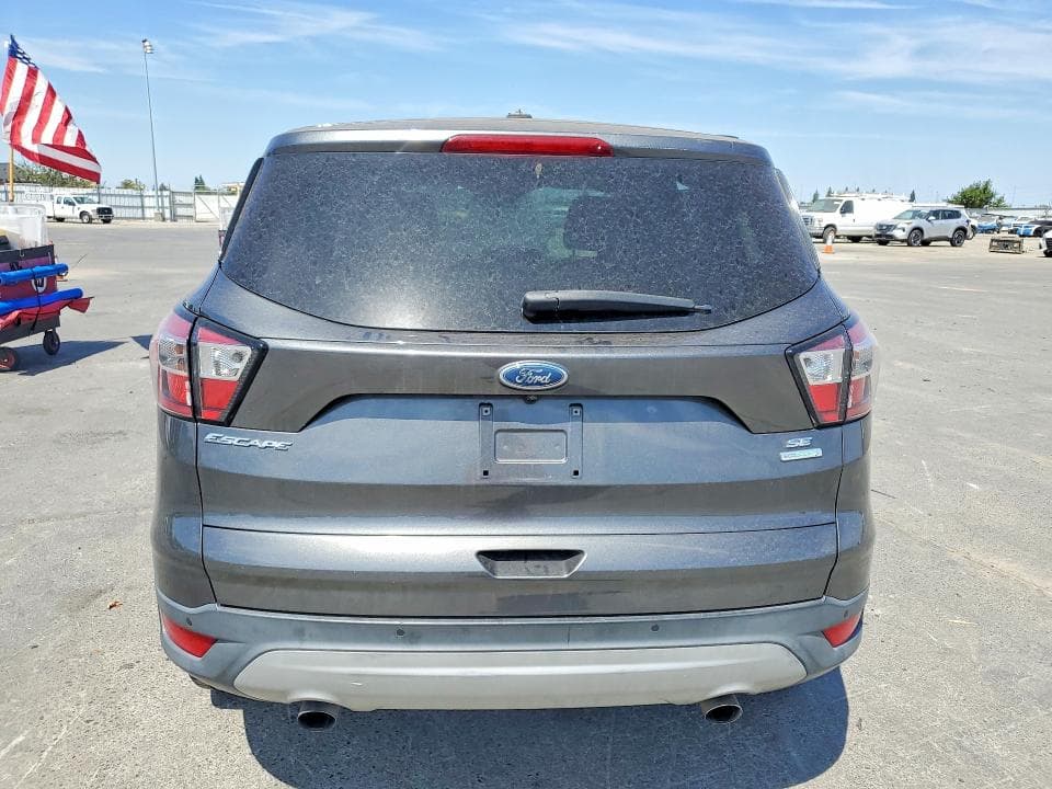2017 FORD ESCAPE SE 6
