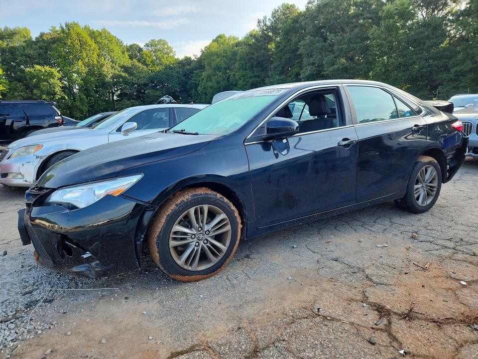 2017 TOYOTA CAMRY SE - 1