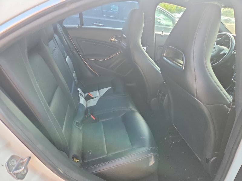 2019 MERCEDES-BENZ CLA 250 10