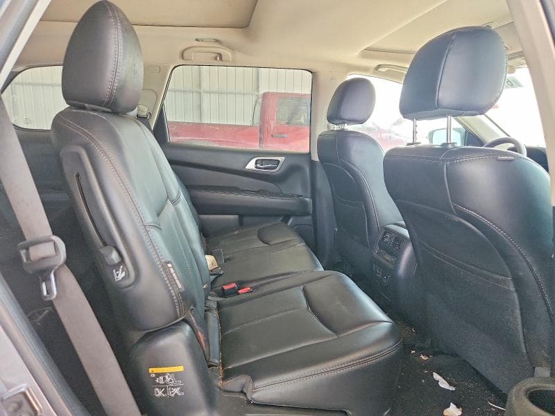 2018 NISSAN PATHFINDER SL 11