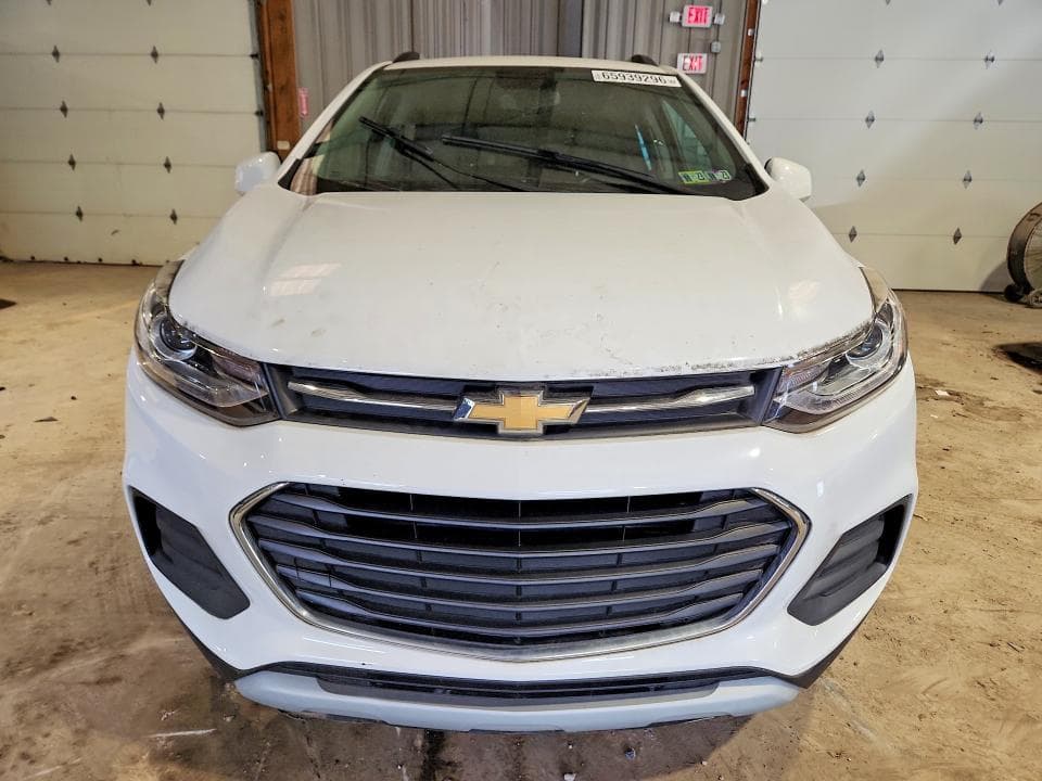 2017 CHEVROLET TRAX 1LT 5