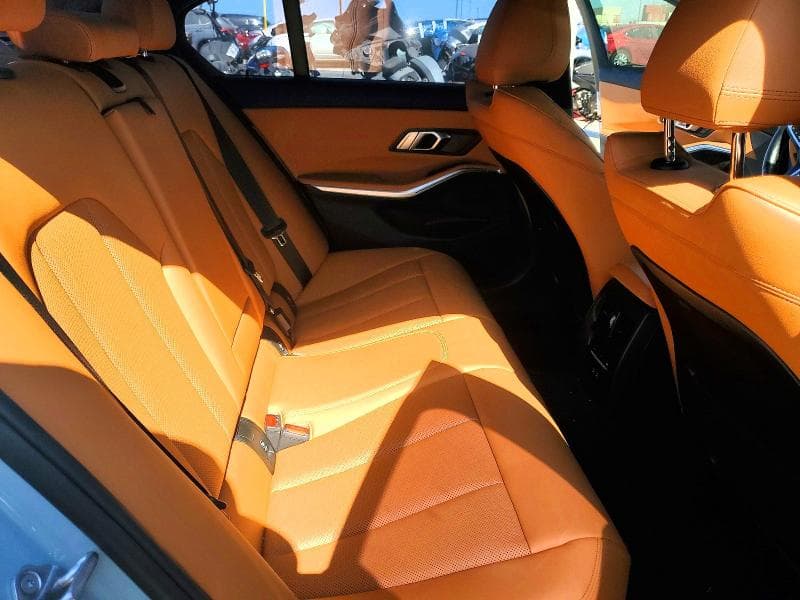 2023 BMW 330E 10