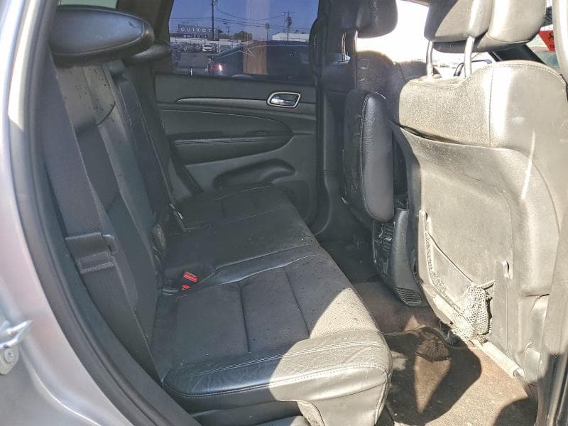 2017 JEEP GRAND CHEROKEE LAREDO 10