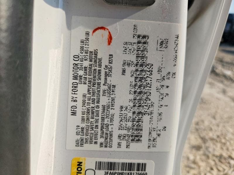 2019 FORD FUSION SE 12