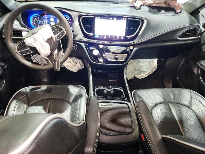 2026 CHRYSLER PACIFICA LIMITED 8