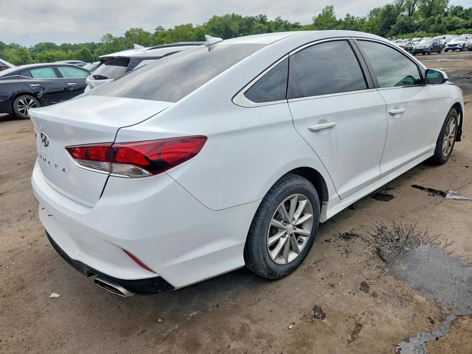 2018 HYUNDAI SONATA SE 3