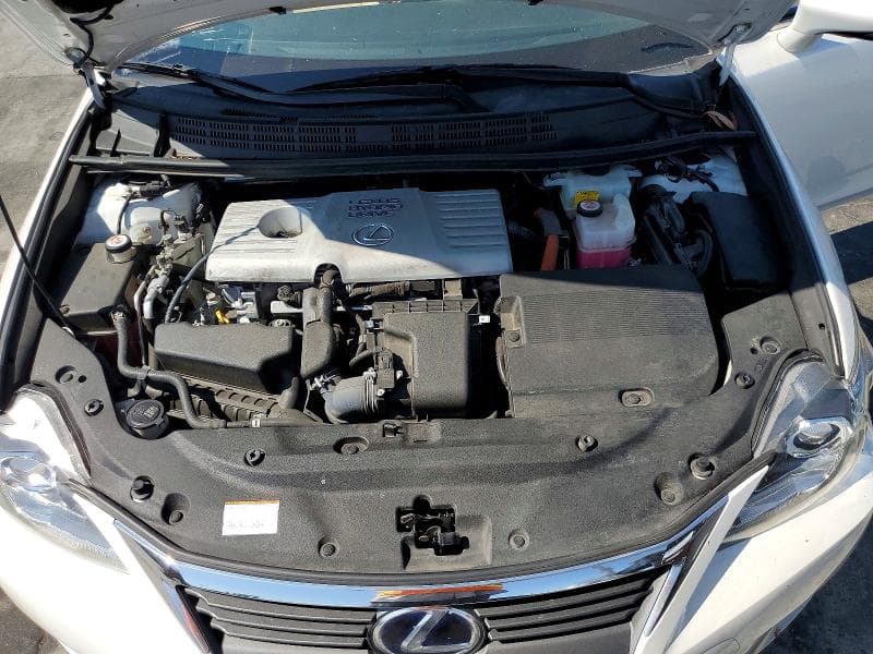 2017 LEXUS CT 200 11