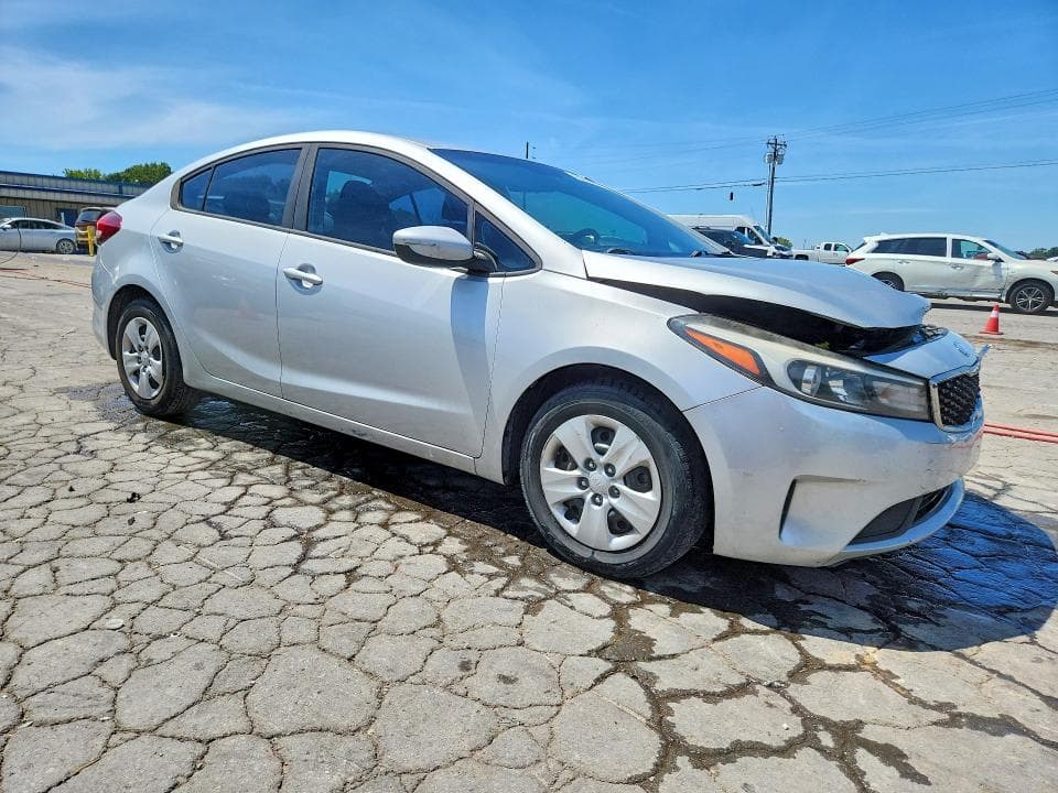 2018 KIA FORTE LX 4