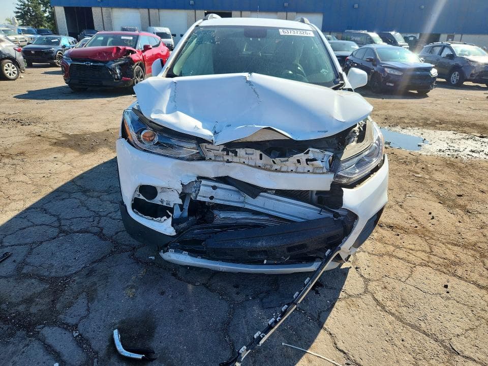2019 CHEVROLET TRAX 1LT 5