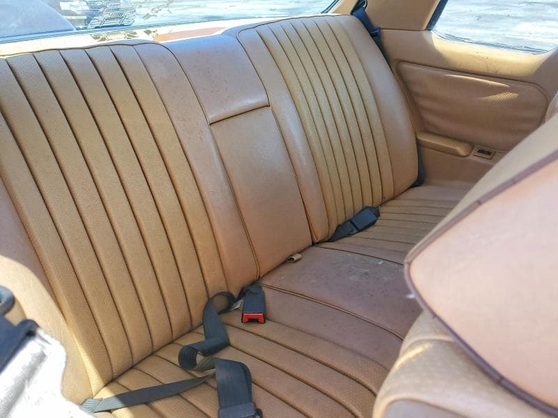 1983 MERCEDES-BENZ 300 CDT 10