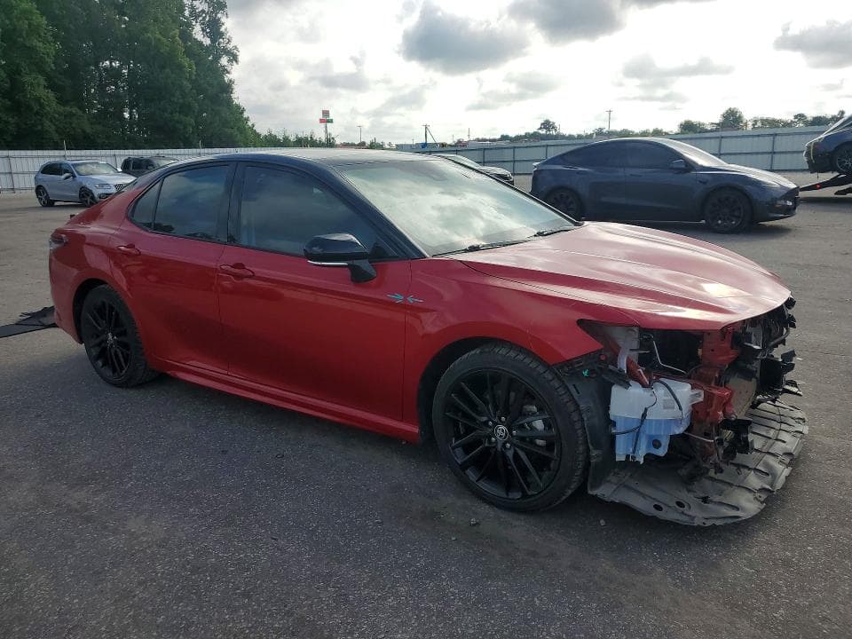 2022 TOYOTA CAMRY XSE 4
