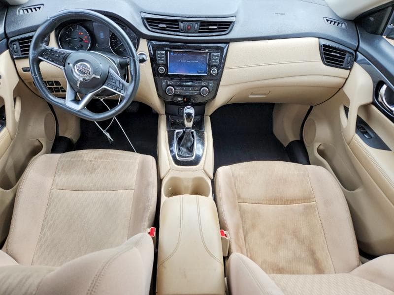 2017 NISSAN ROGUE SV 8