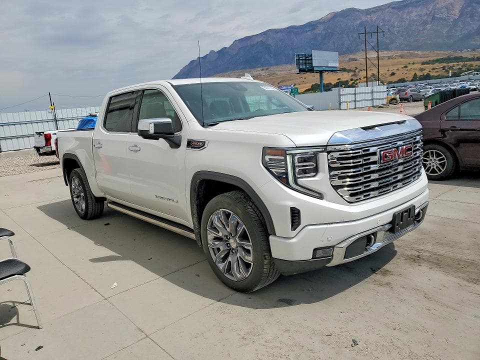 2025 GMC SIERRA K1500 DENALI 4