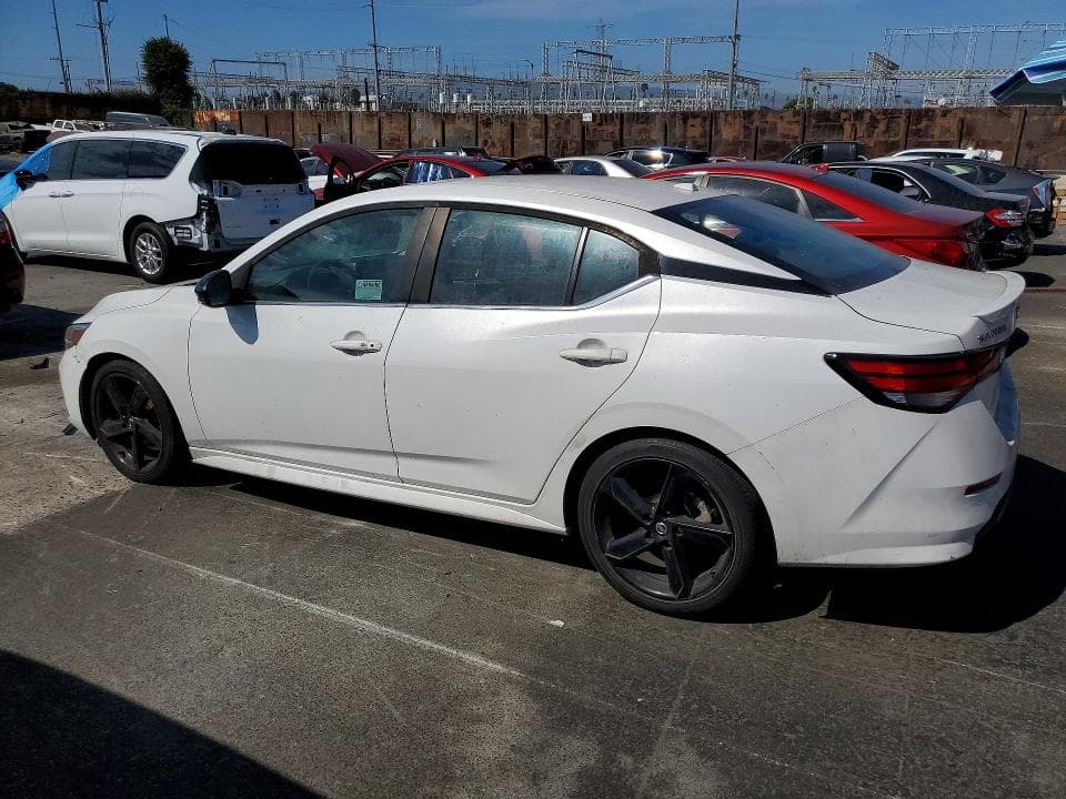 2022 NISSAN SENTRA SR 2