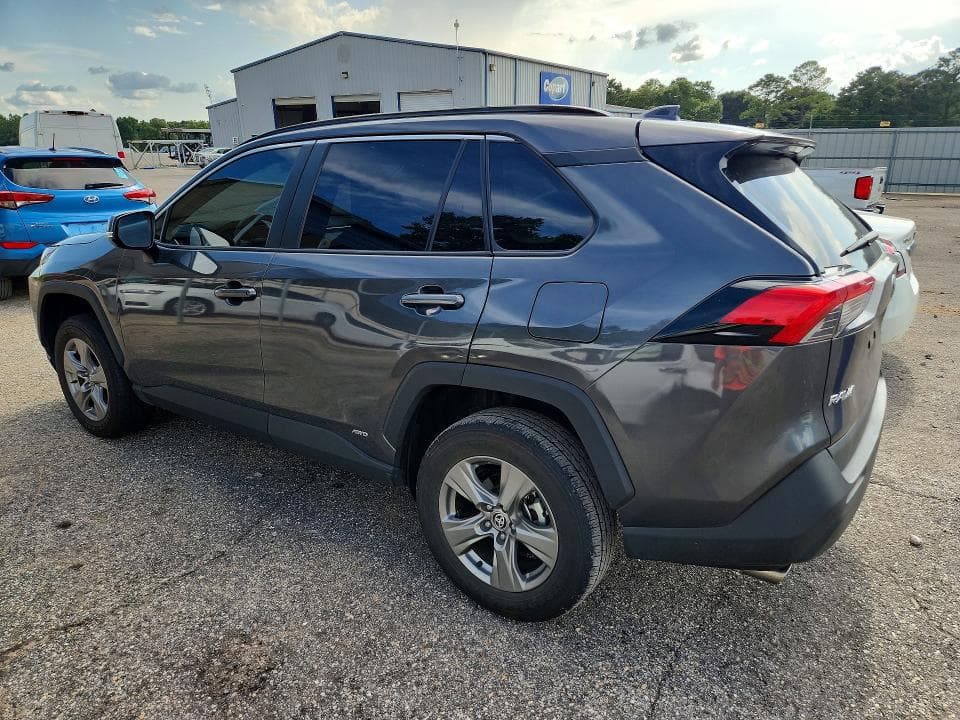 2024 TOYOTA RAV4 HYBRID XLE 2