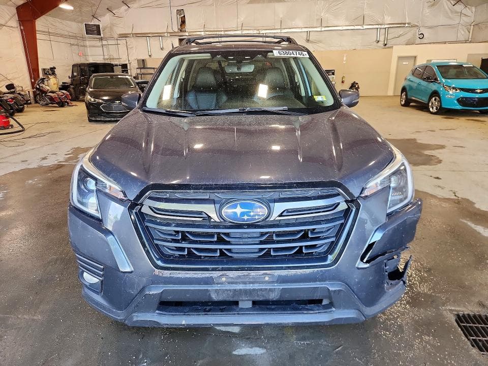 2022 SUBARU FORESTER LIMITED 5