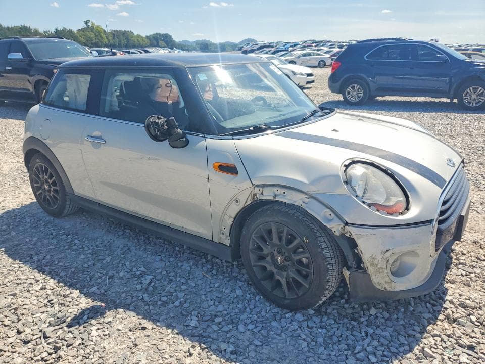 2018 MINI COOPER 4