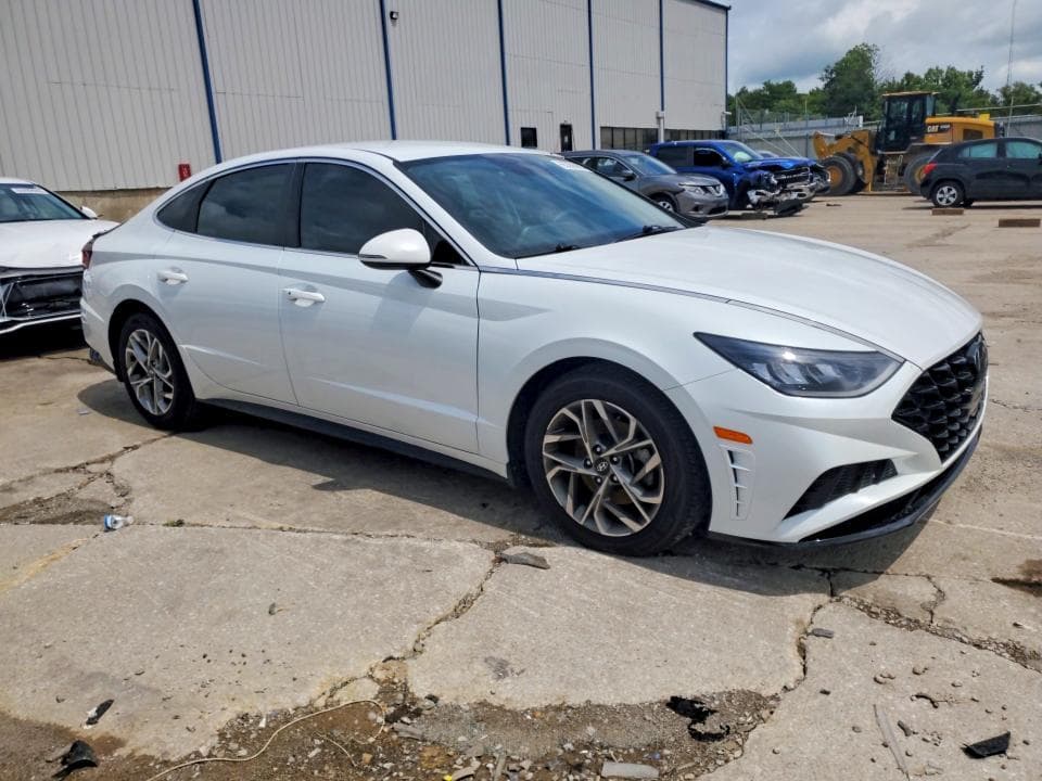2021 HYUNDAI SONATA SEL 4