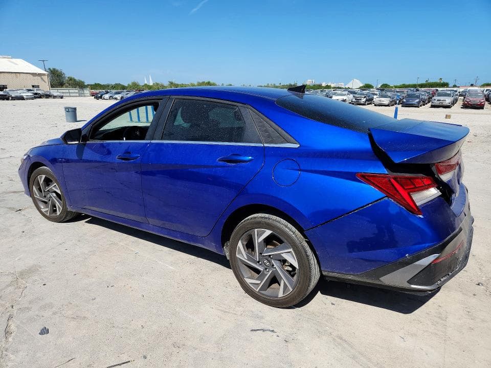 2024 HYUNDAI ELANTRA SEL 2