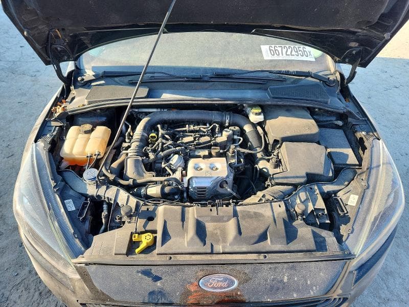 2018 FORD FOCUS SE 11