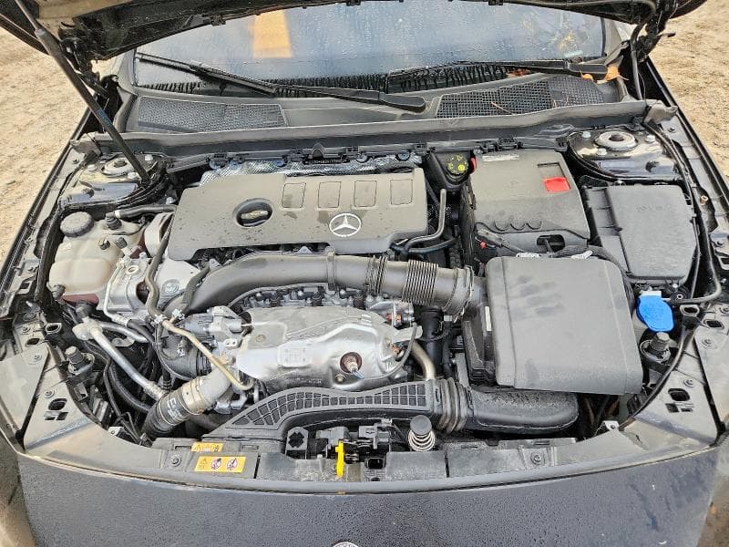 2022 MERCEDES-BENZ A 220 11
