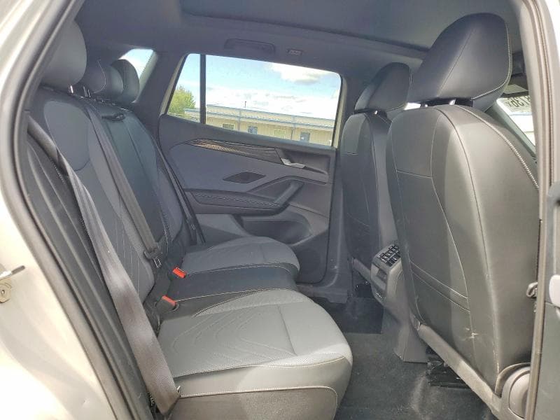 2025 VOLKSWAGEN TIGUAN SE R-LINE BLACK 11