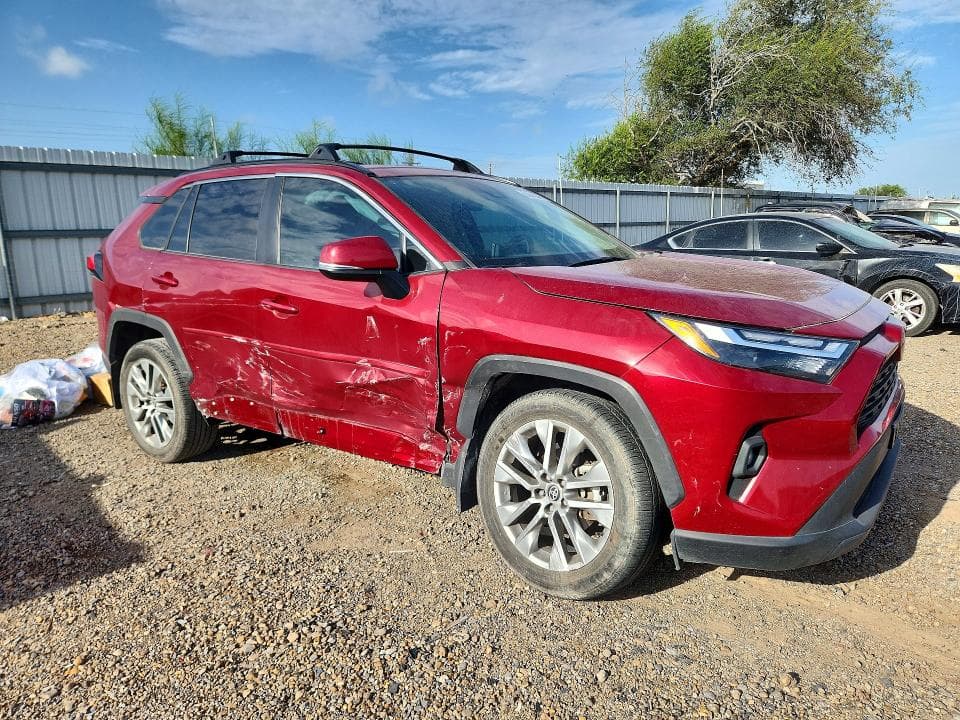 2024 TOYOTA RAV4 XLE PREMIUM 4