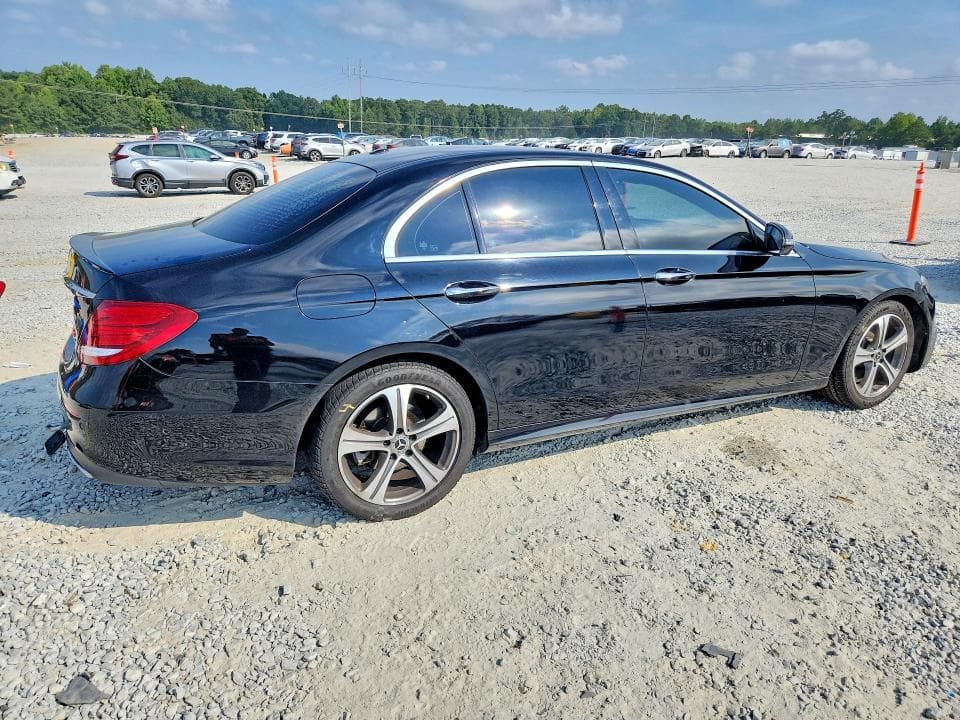 2019 MERCEDES-BENZ E 300 3
